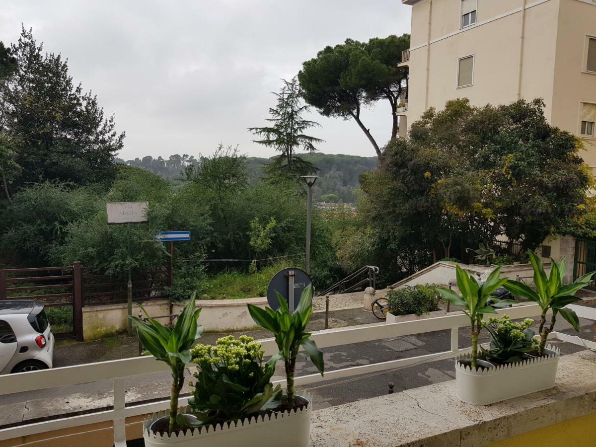Appartamento Luminoso Con Vista Su Villa Ada Roma Dış mekan fotoğraf