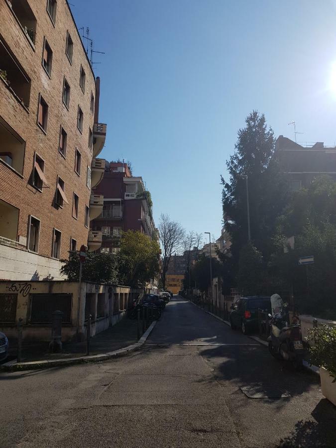 Appartamento Luminoso Con Vista Su Villa Ada Roma Dış mekan fotoğraf